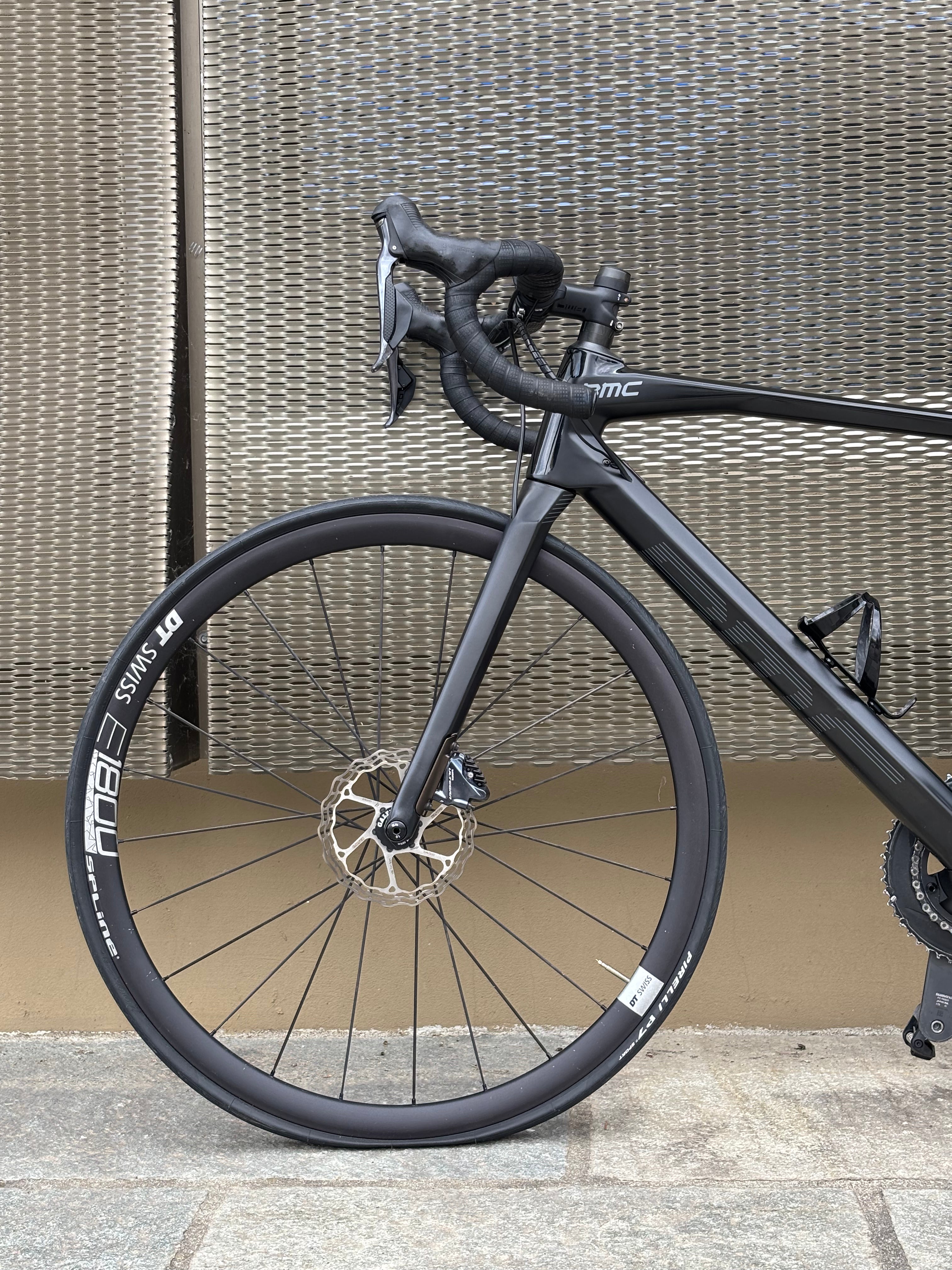 BMC Roadmachine Carbon Black