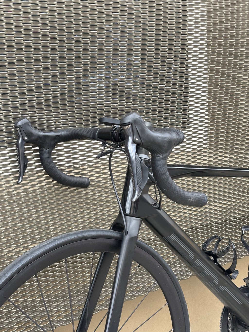 BMC Roadmachine Carbon Black
