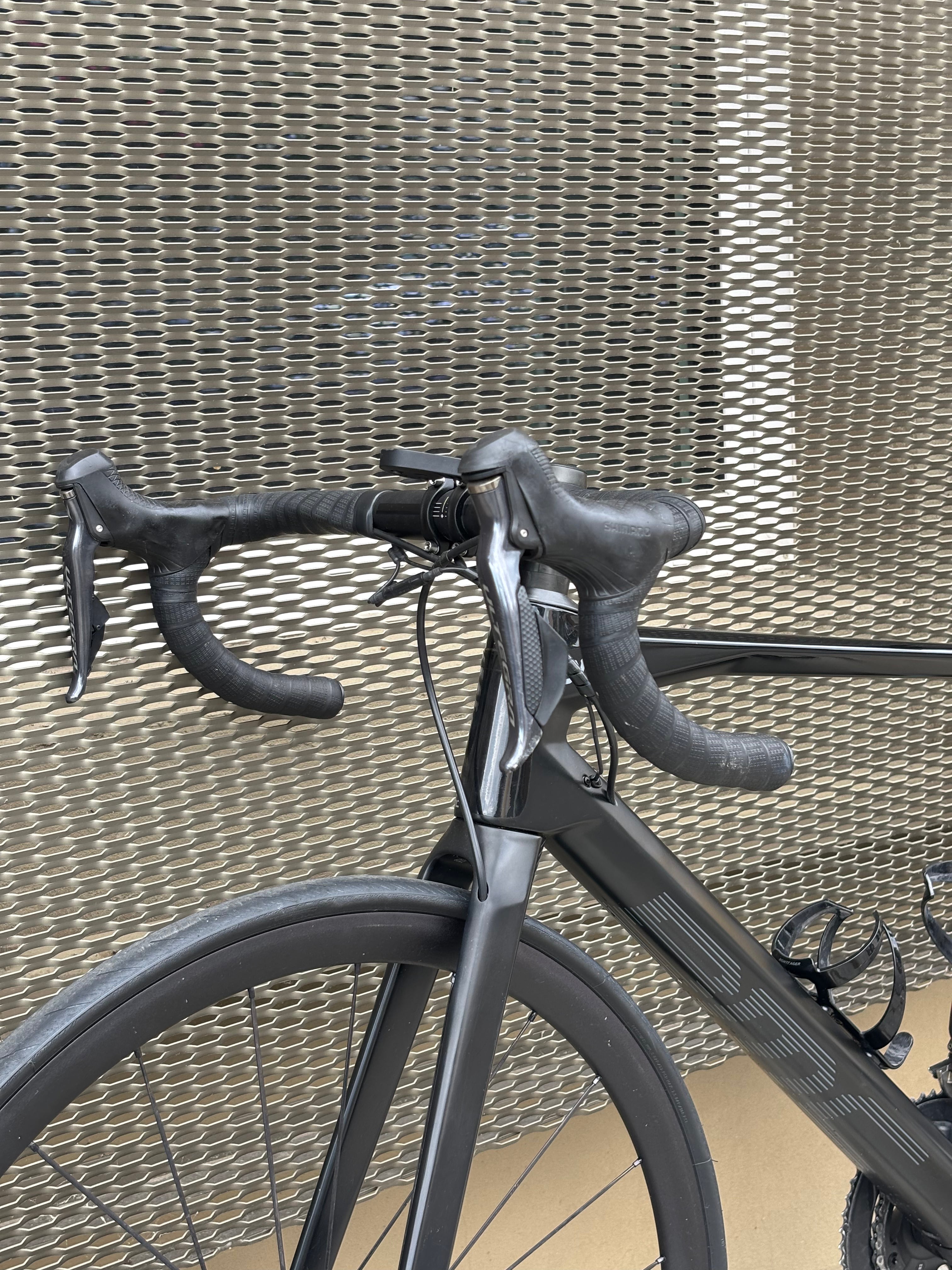 BMC Roadmachine Carbon Black
