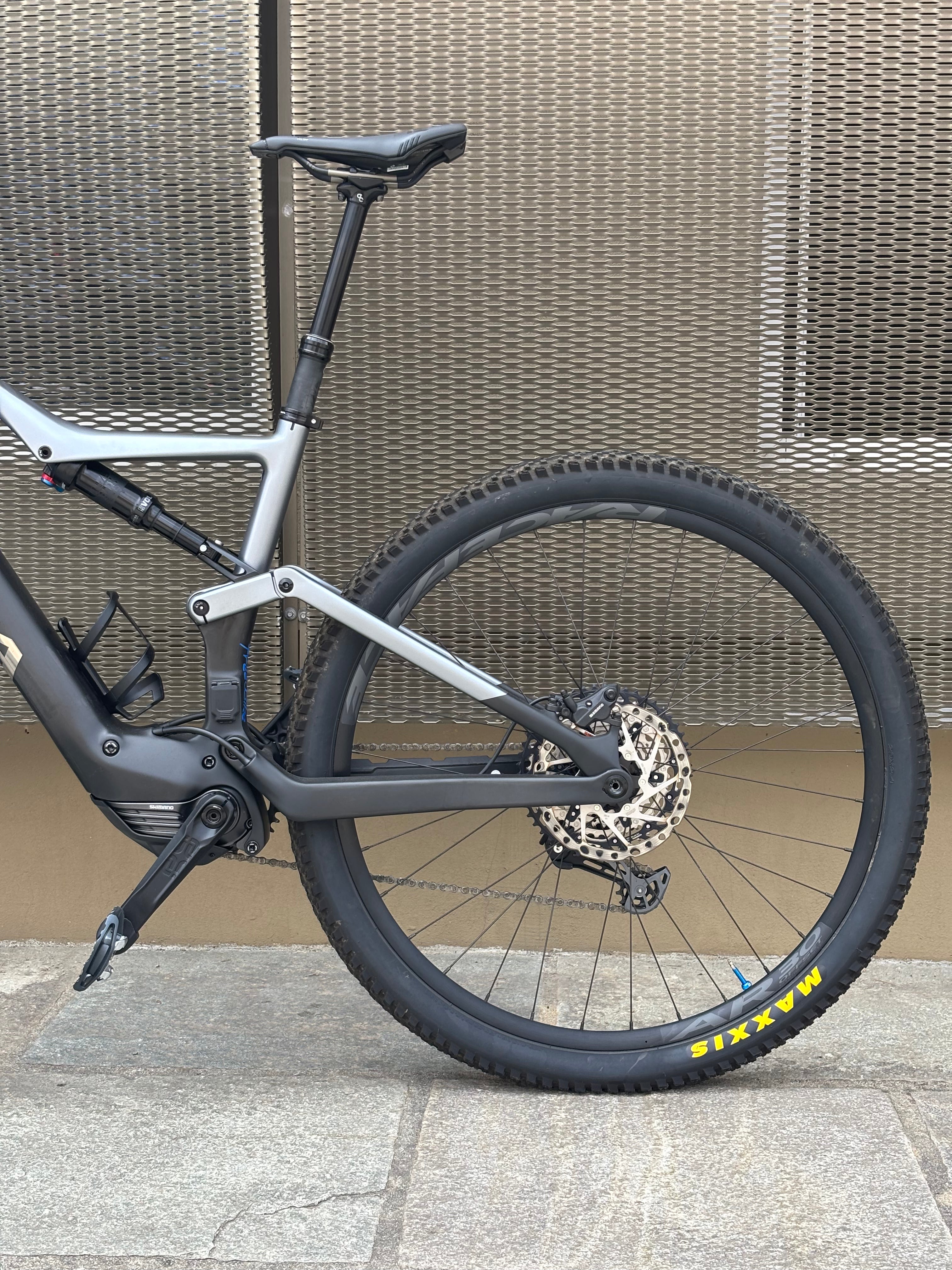 Orbea Rise M10 Carbon Taglia M 2024 Blk-Grey