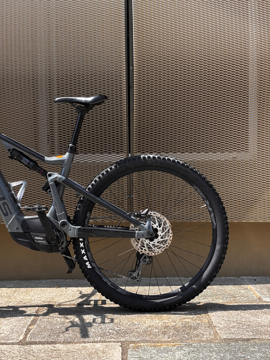 Focus JAM² 6.7 (versione con motore Shimano e sospensioni RockShox)