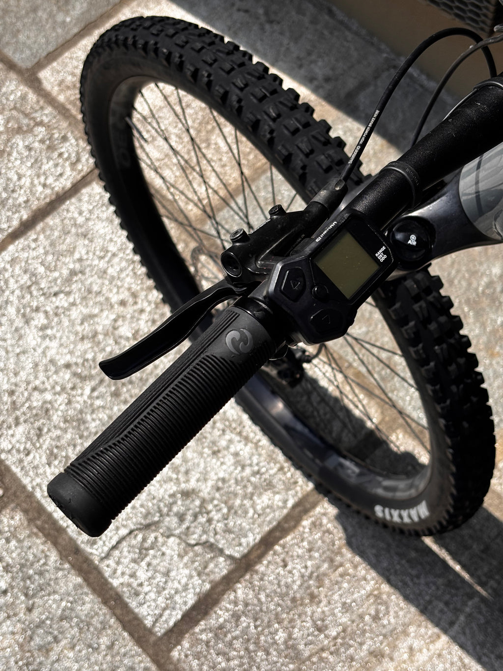 Focus JAM² 6.7 (versione con motore Shimano e sospensioni RockShox)
