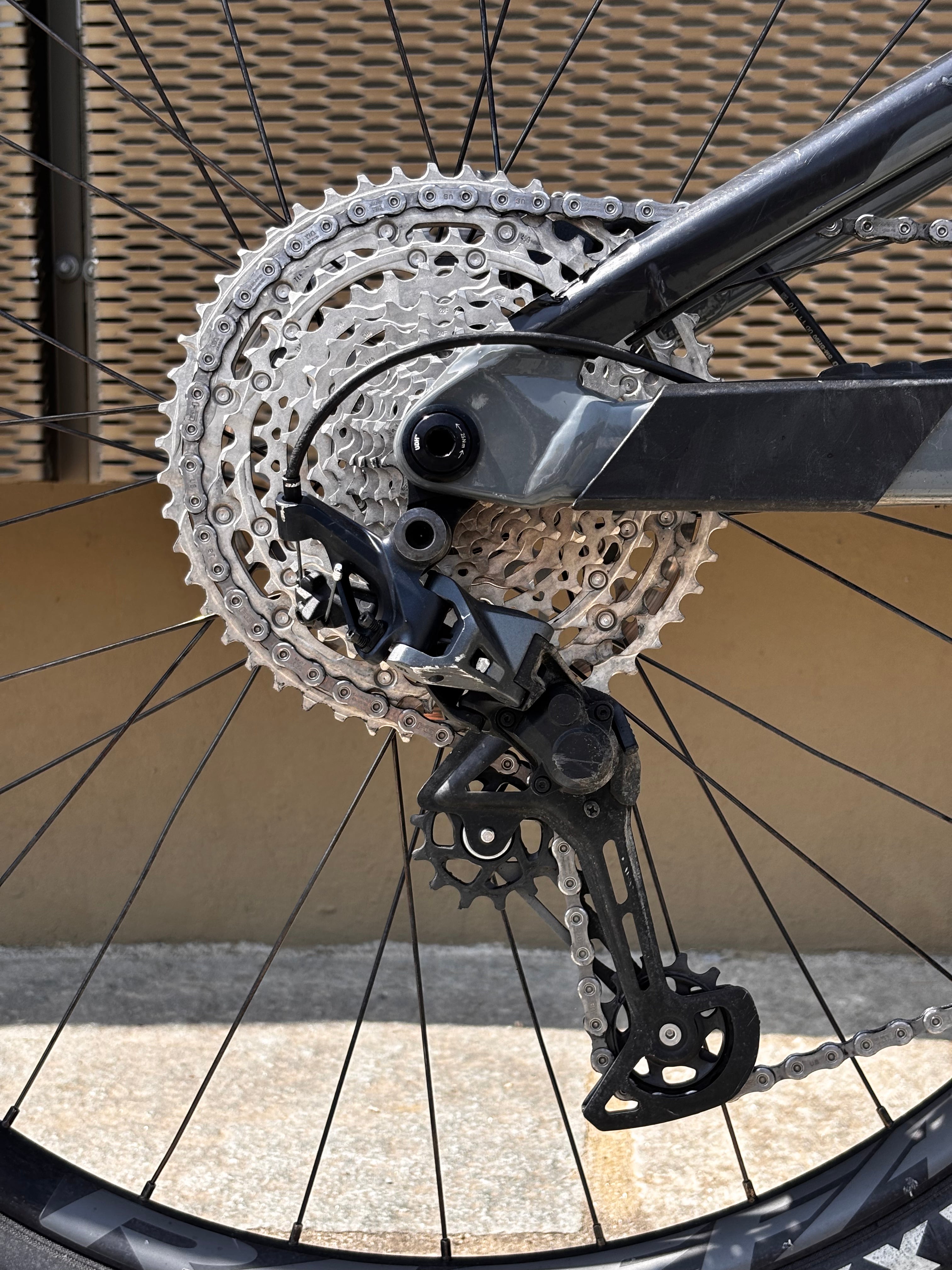 Focus JAM² 6.7 (versione con motore Shimano e sospensioni RockShox)