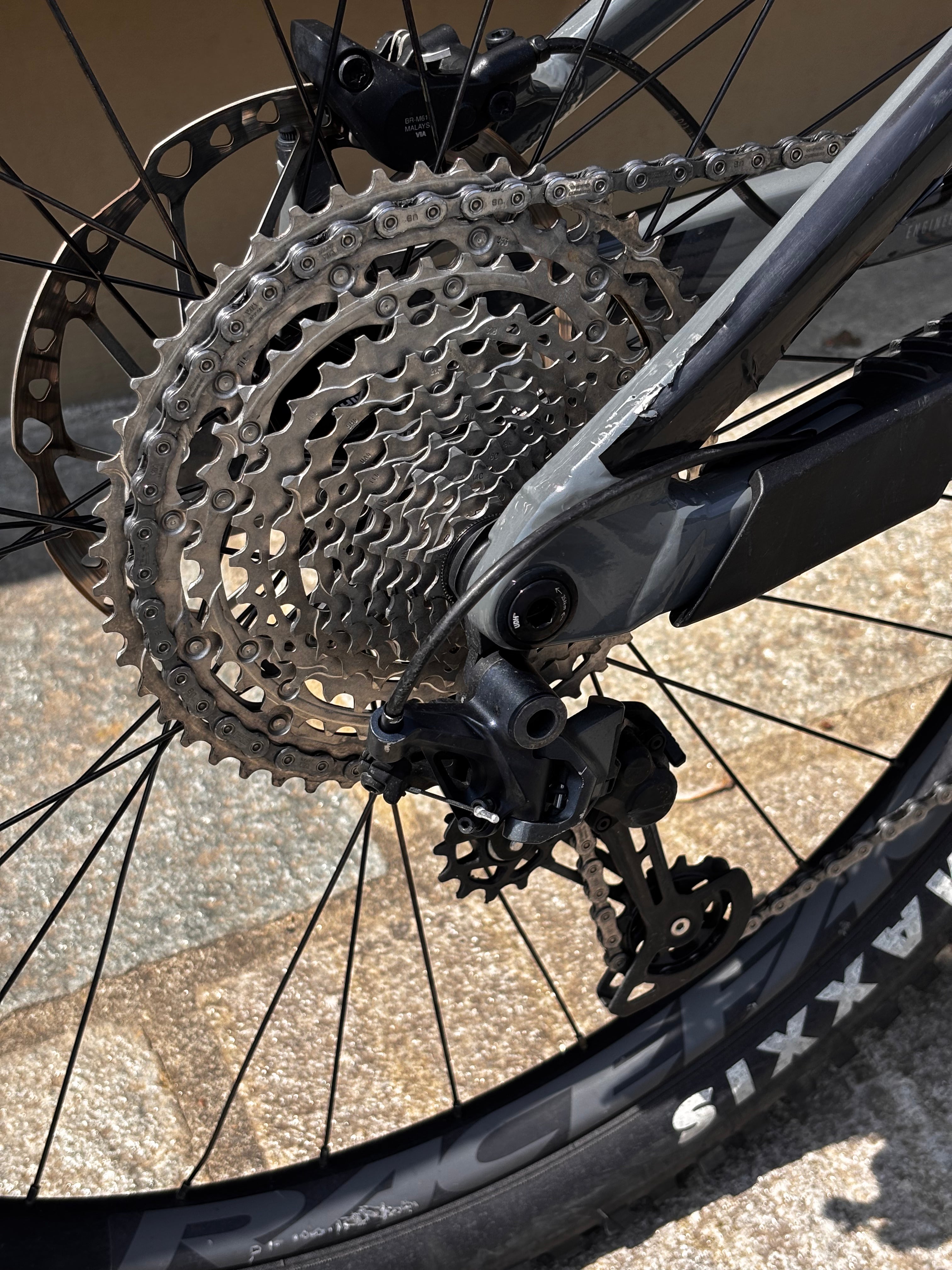 Focus JAM² 6.7 (versione con motore Shimano e sospensioni RockShox)