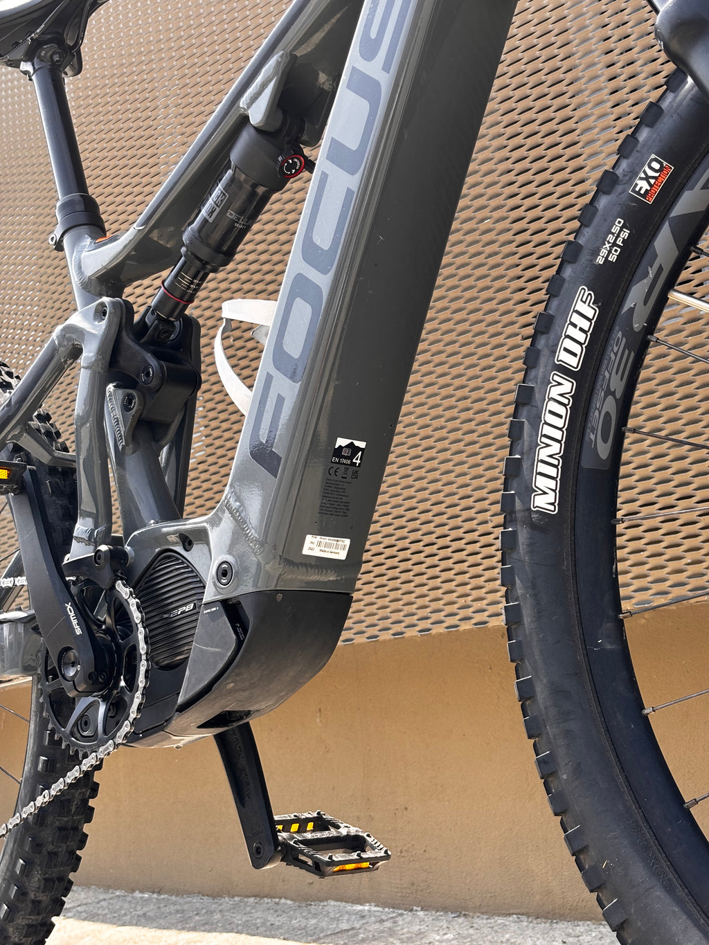 Focus JAM² 6.7 (versione con motore Shimano e sospensioni RockShox)