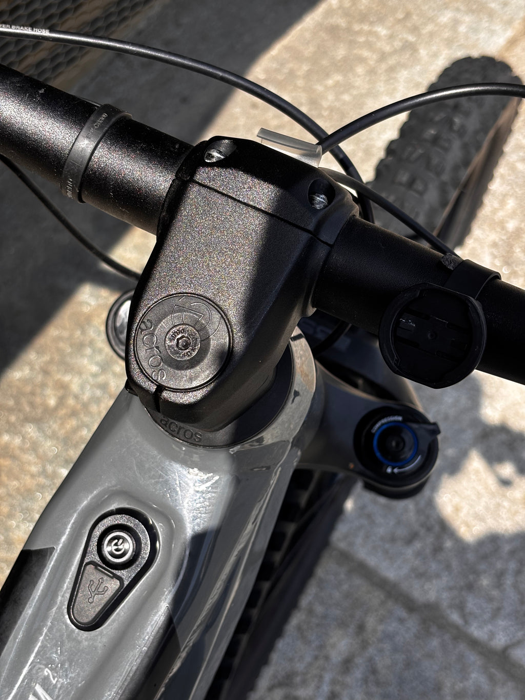 Focus JAM² 6.7 (versione con motore Shimano e sospensioni RockShox)