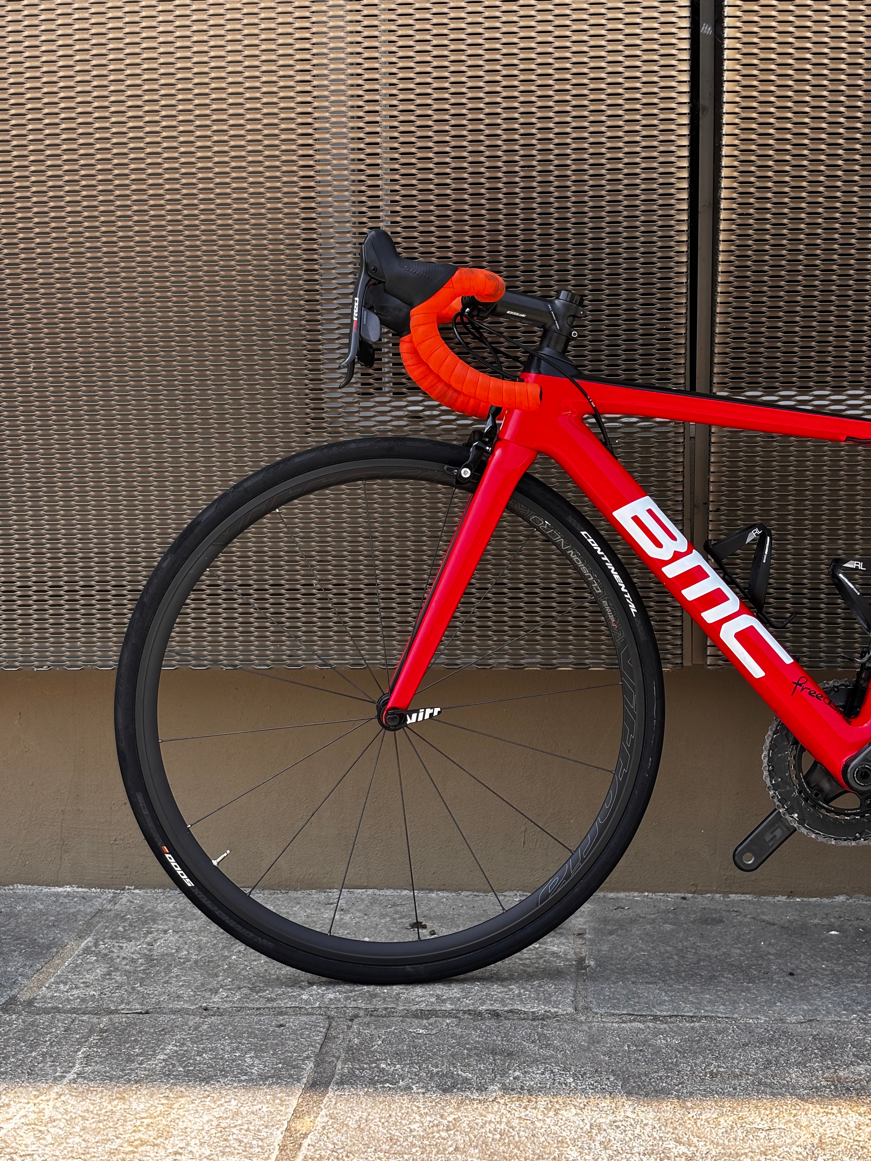BMC Teammachine SLR01 (versione con freni tradizionali Rim Brake).