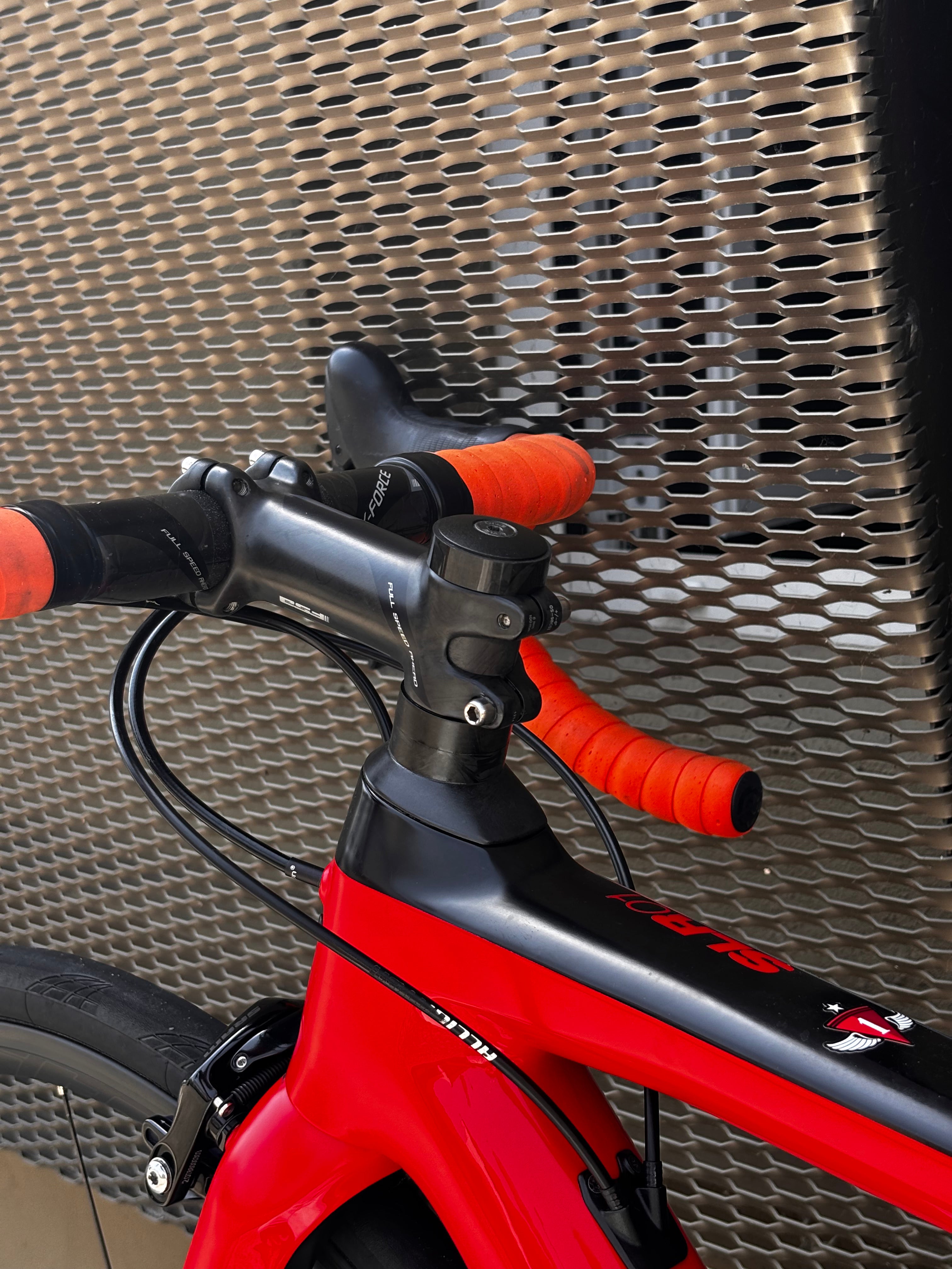 BMC Teammachine SLR01 (versione con freni tradizionali Rim Brake).